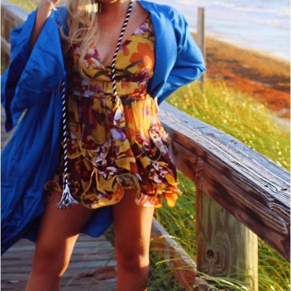 LUXXEL FLORAL DRESS - Picture 2 of 8